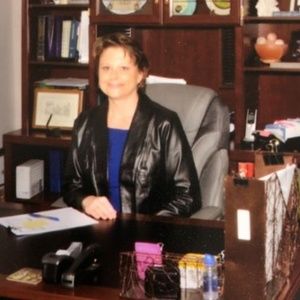 Meet your Posher, Cynthia